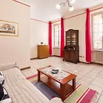 Ca' Del Borgo Апартаменты *